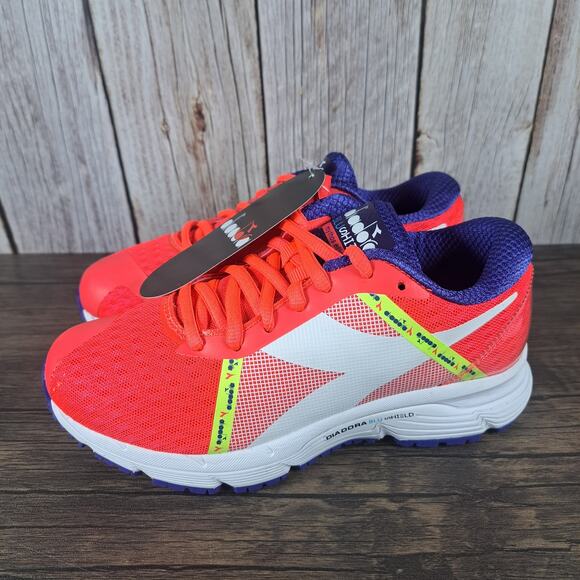 Diadora Blushield Mythos Elite 3 Kids/Youth Size 2.5 Multi Color Running Shoes - Picture 1 of 9